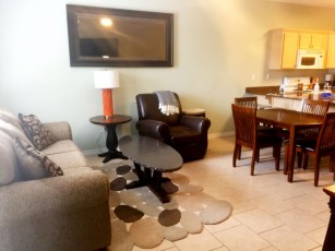 Clean & Modern 3 Bedroom Townhouse Near Beach in Gulfport, MS (1287)