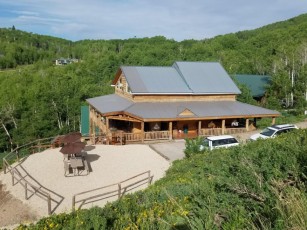 High Mountain Cabin, Spectacular Views, Minutes from Park City + Bunk House