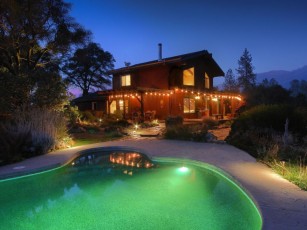 Gateway To Yosemite - Amazing Estate With Beautiful In Ground Pool And Hot Tub
