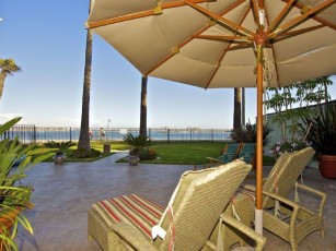 Gated Bay Front-Hot tub, Kayaks, Bikes, Ping Pong......