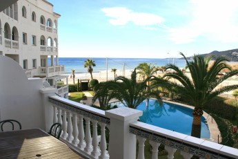 Brightly 2 bedrooms/2 bathrooms Apartment in a Seaside Residence with Swimming Pool - Nerja (Malaga)