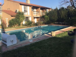 House 140 m 2 with private pool near creeks and stadium velodrom
