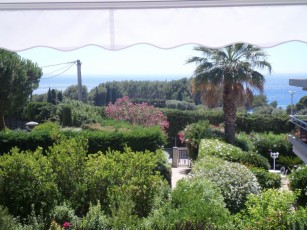 Pleasant T2 in peace with terrace seen sea, 200m calanque the arena, Parking, wifi