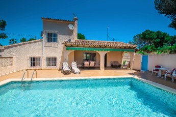 Villa in Moraira for 6 persons with private pool