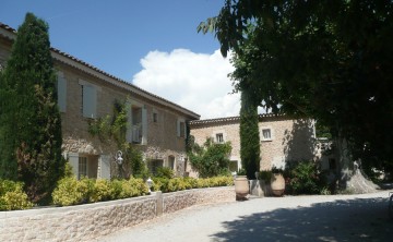 Superb property at the foot of the Luberon