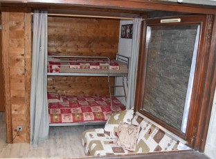 Quiet Ground-Floor Studio Near Resort Center – 4 Cimes Rated