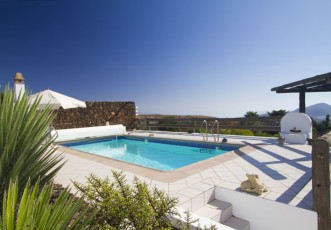 Stunning Private Villa with Pool, Ocean & Volcano Views – Sleeps 10